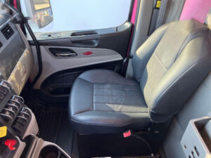 2024 Peterbilt 567 - photo 13