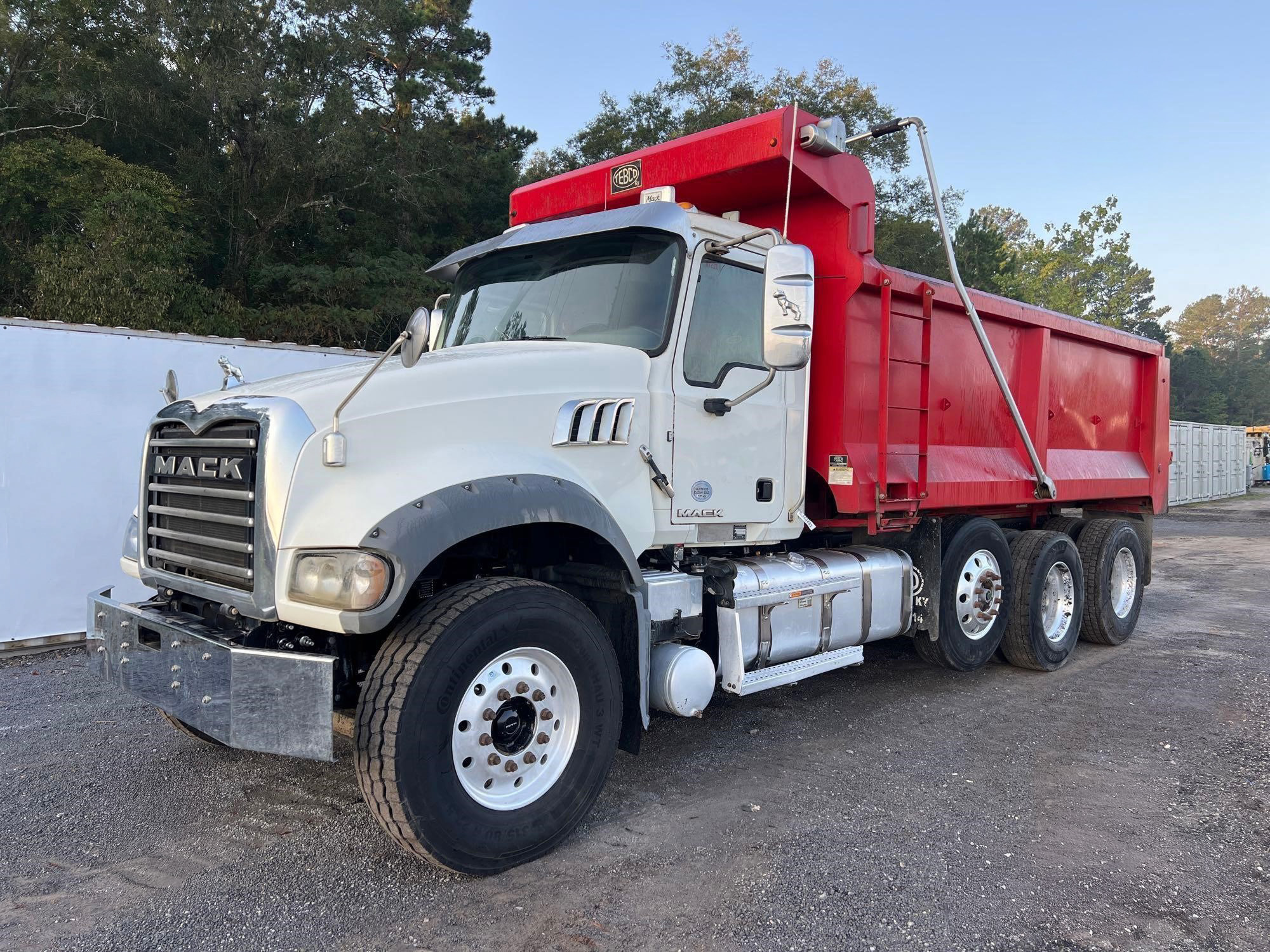 2018 Mack GRANITE GU713 - photo 2