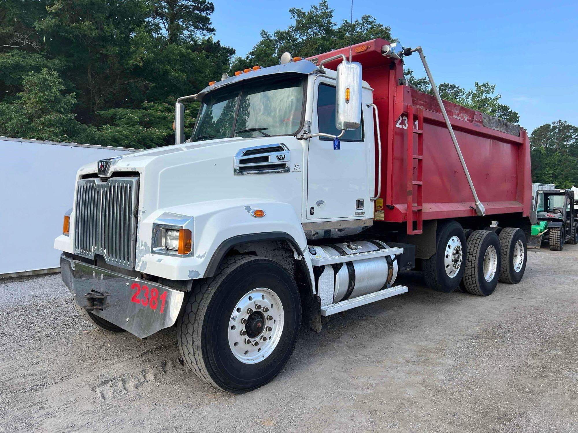 2017 Western 4700