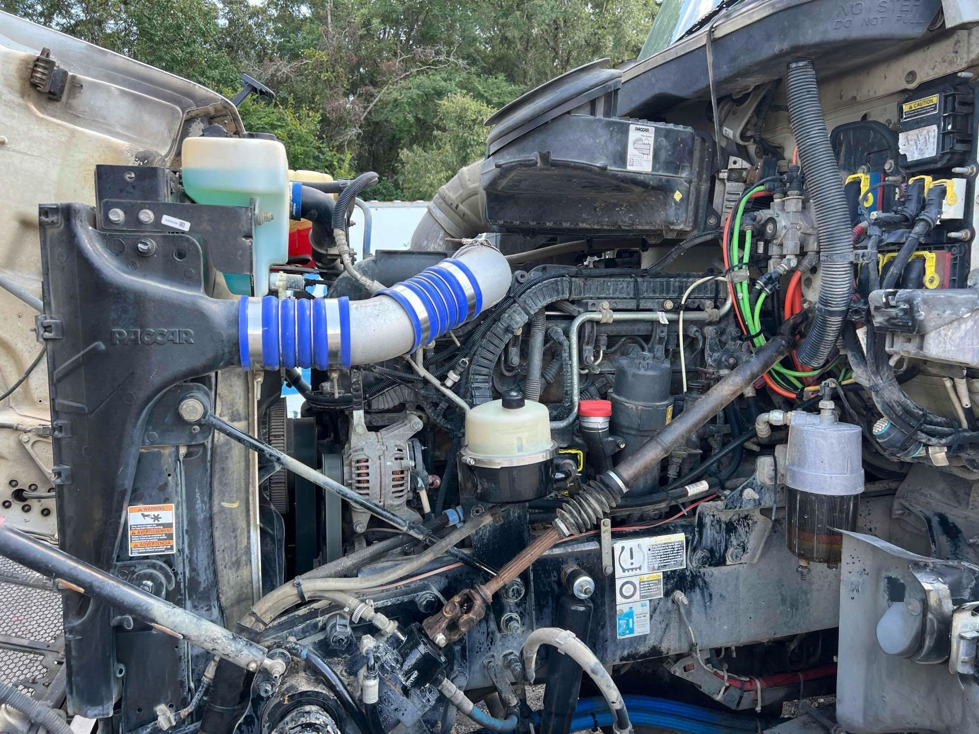 2017 Peterbilt 567 - photo 14