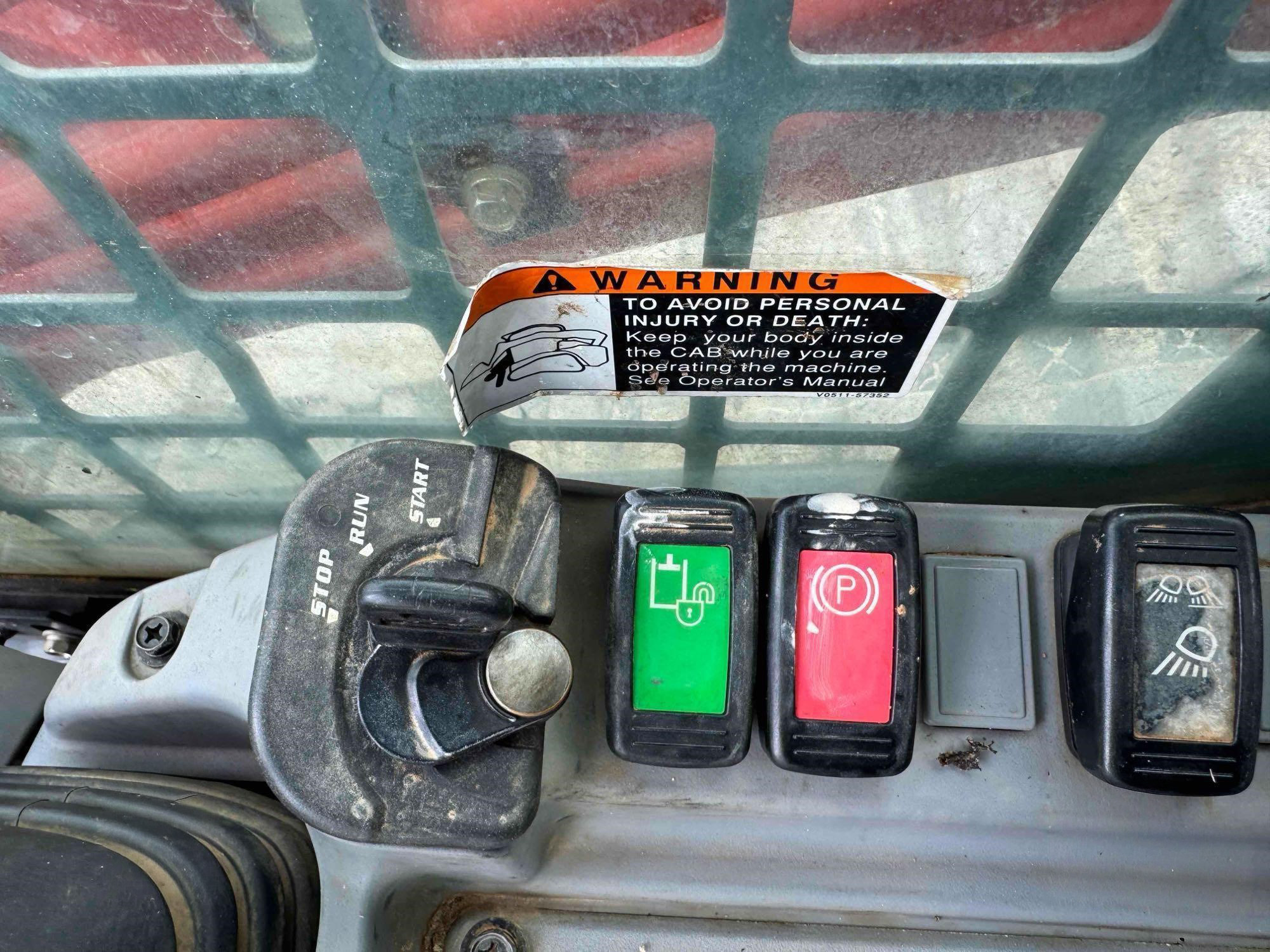 Kubota SVL97-2 - photo 10