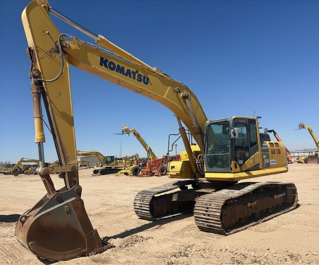 2016 Komatsu PC290LC-11