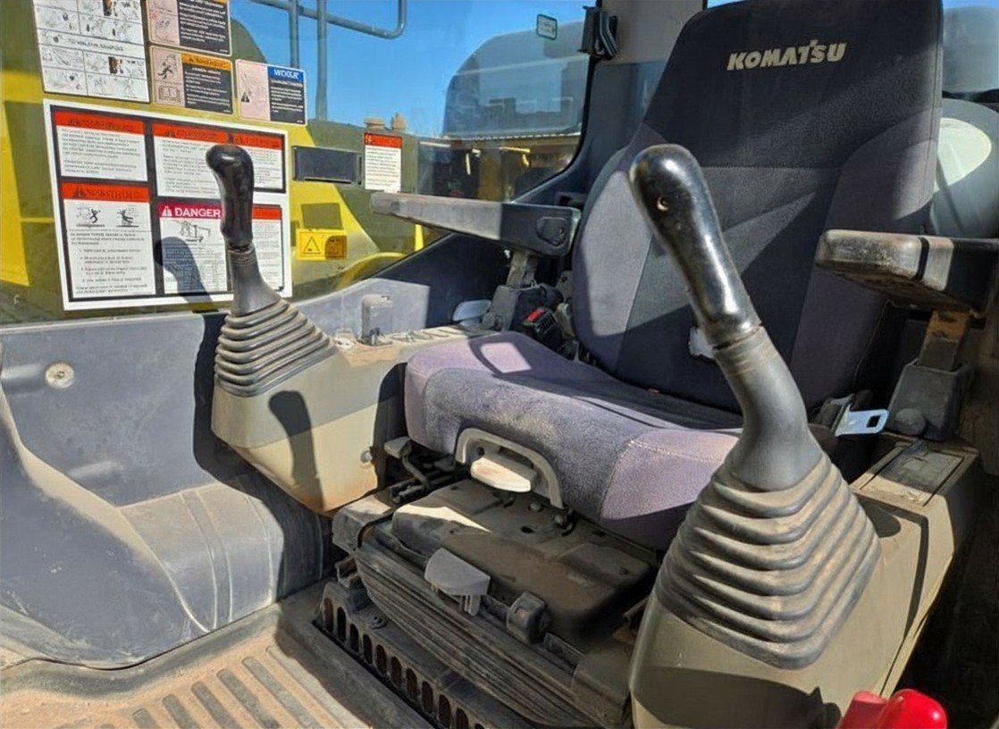2016 Komatsu PC290LC-11 - photo 10