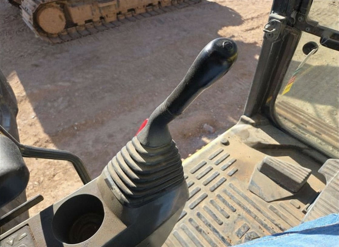 2016 Komatsu PC290LC-11 - photo 12