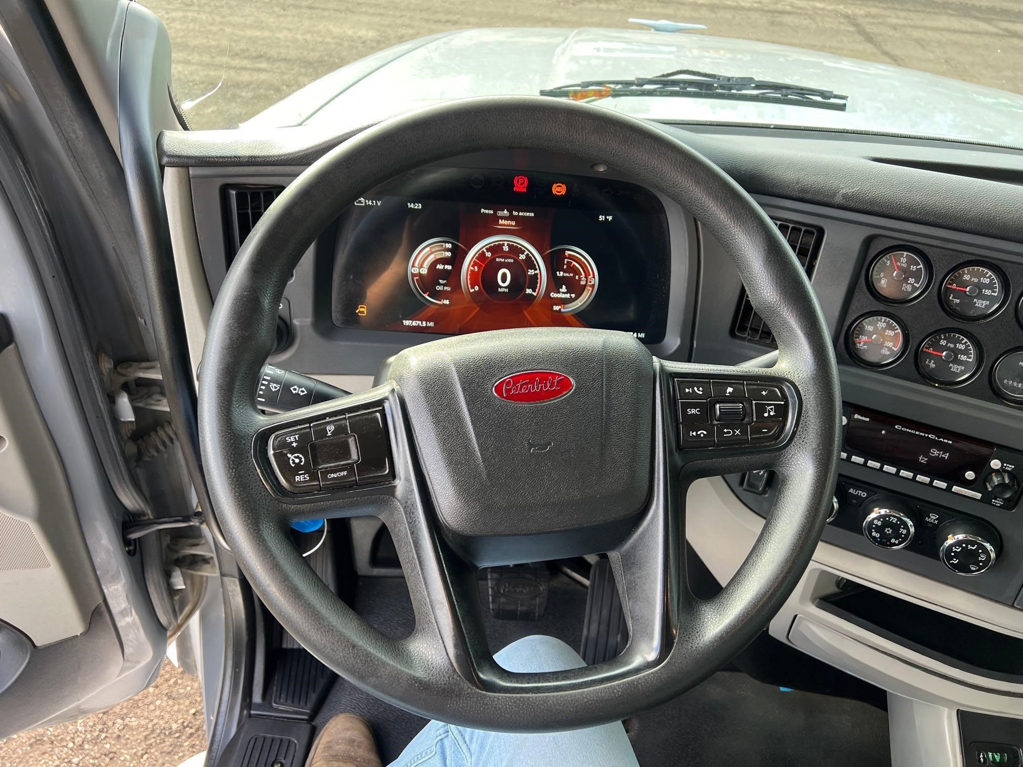 2023 Peterbilt 567 - photo 9