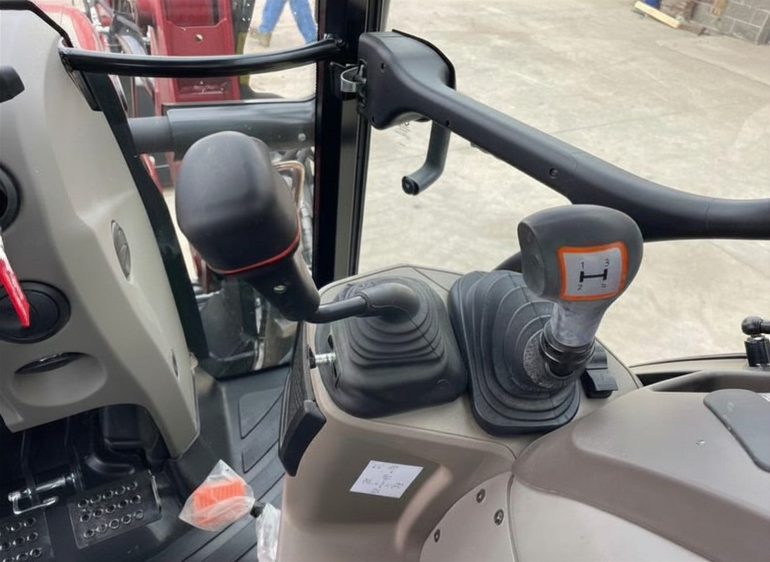 2021 Case IH Farmall 75C - photo 13