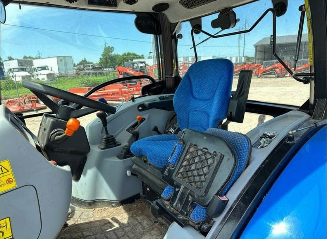 2020 New Holland Workmaster 120 - photo 10