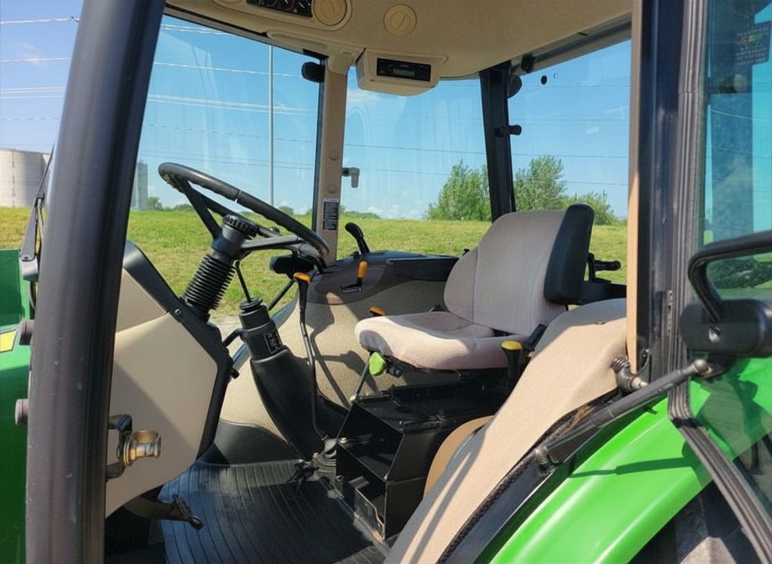 2003 John Deere 5520 - photo 10