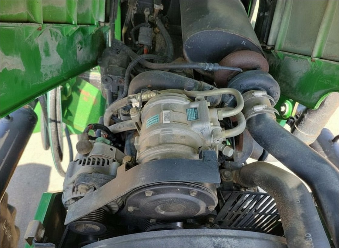 2003 John Deere 5520 - photo 14