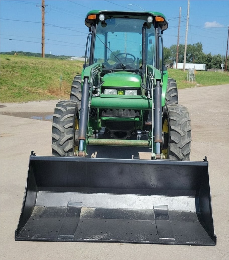 2003 John Deere 5520 - photo 2