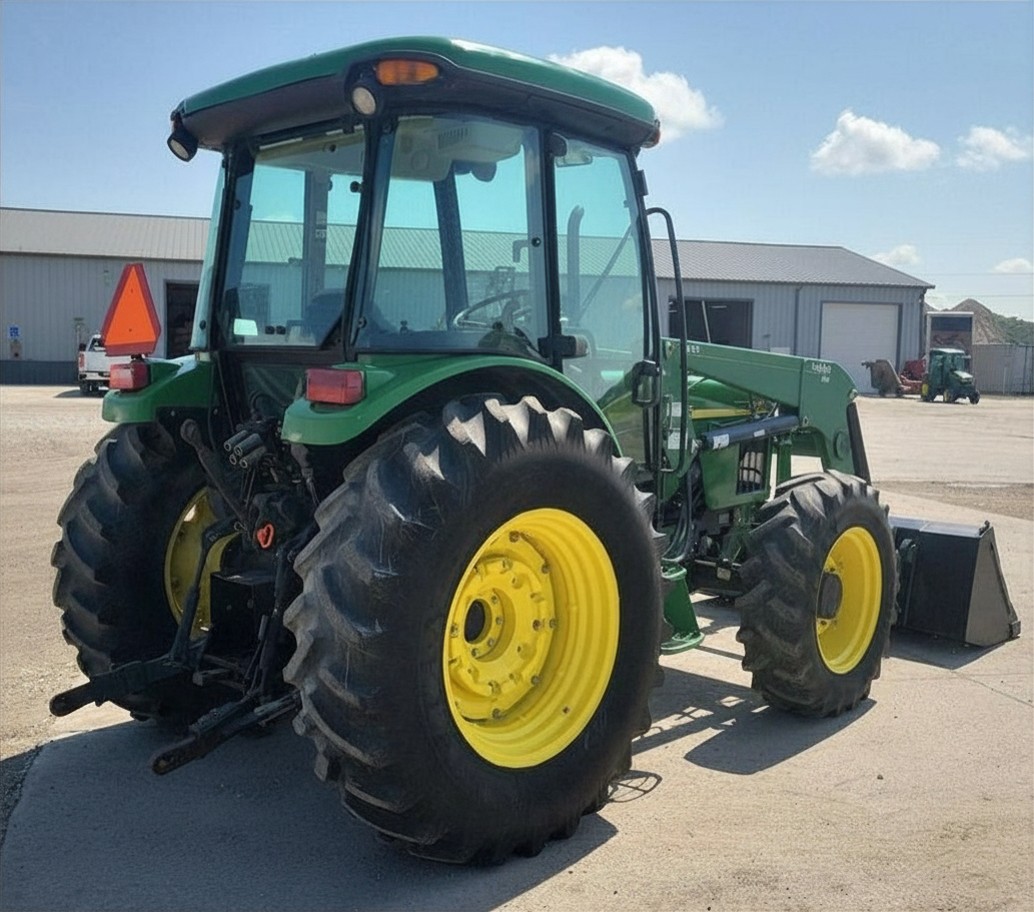 2003 John Deere 5520 - photo 5