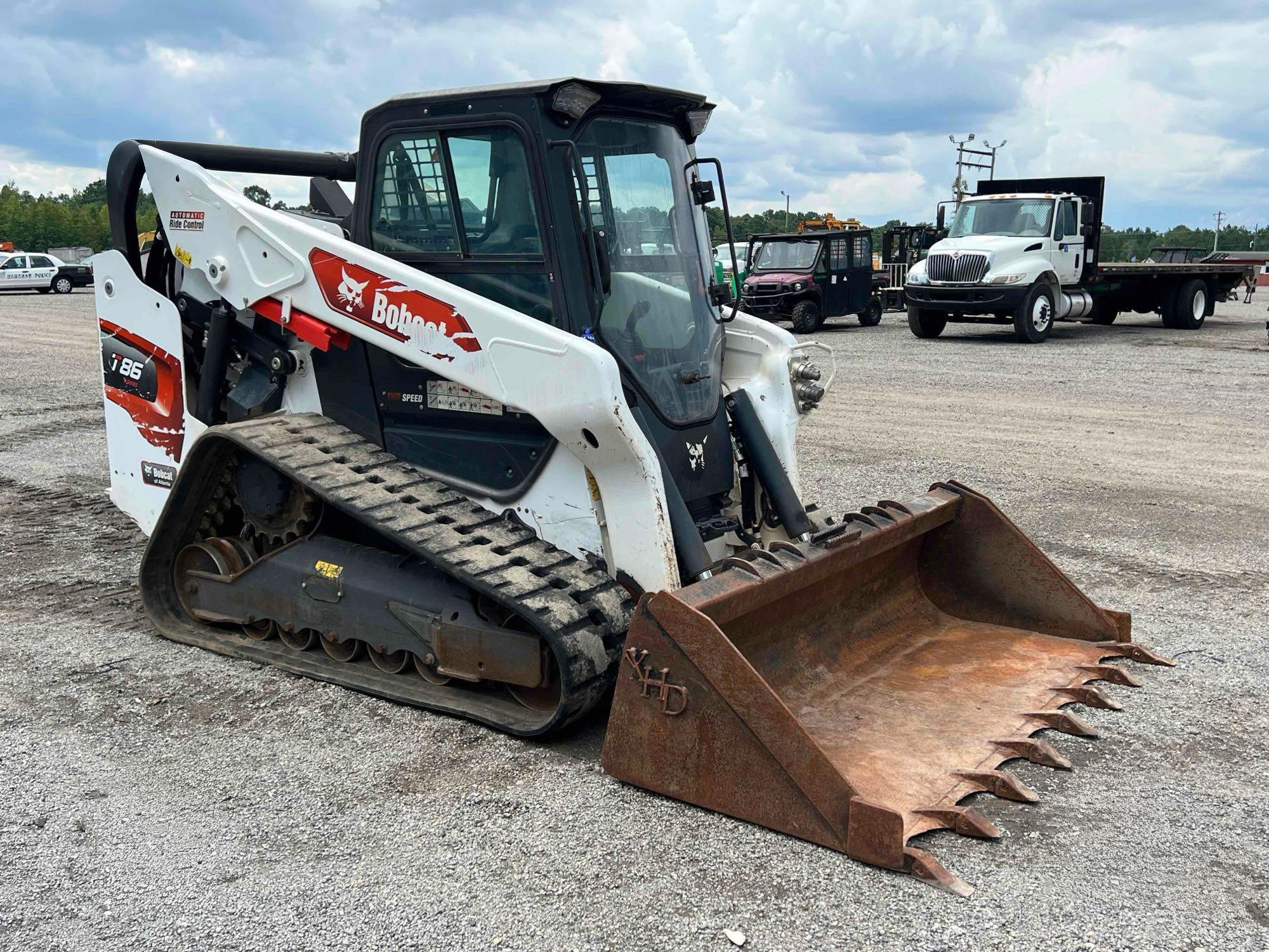 2023 Bobcat T86 - photo 4