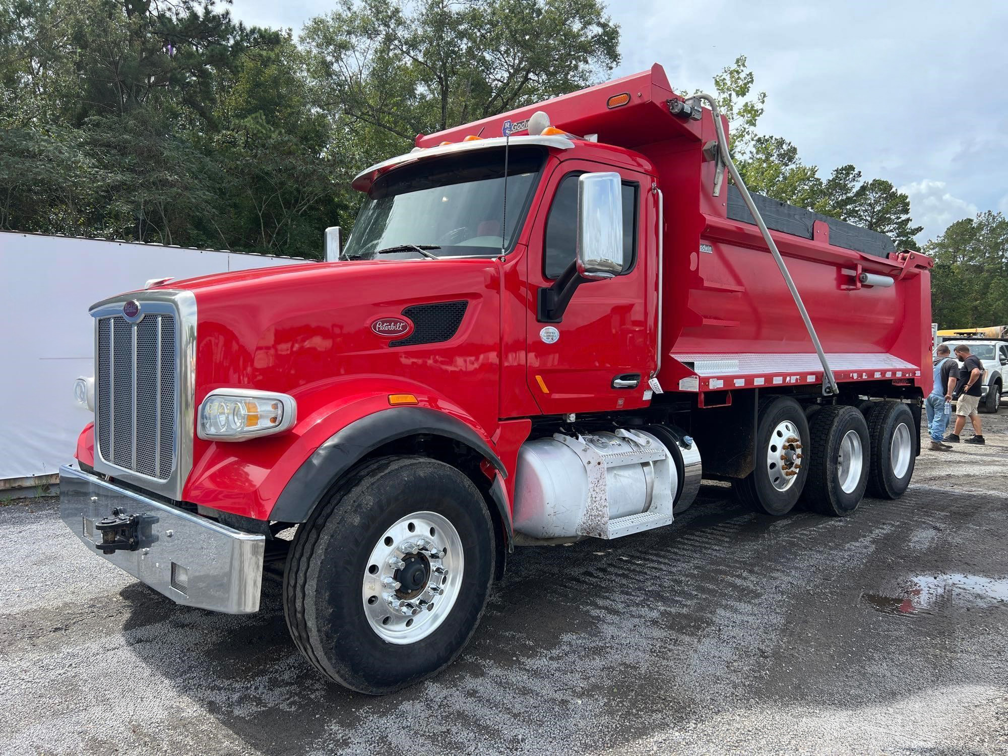 2022 Peterbilt 567