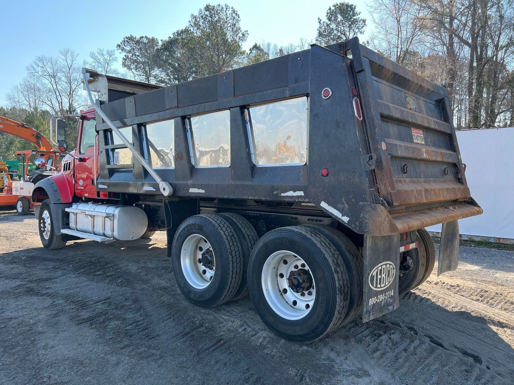 2021 Mack GRANITE 64FR - photo 6